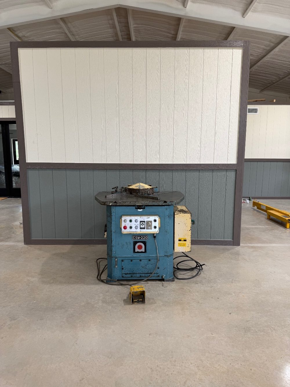 Amada CSW-220 Twin Head Notcher for sale at Quinn Bros Industries, Spicewood Texas