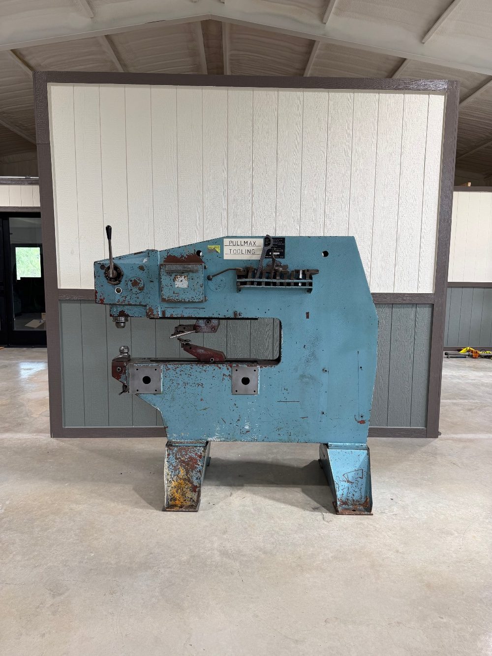 Pullmax P21N Nibbler for sale at Quinn Bros Industries, Spicewood Texas